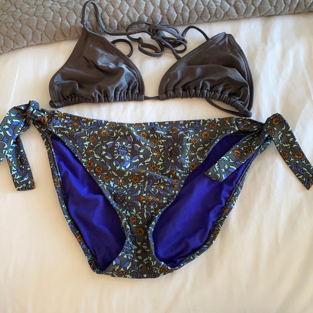 Bikini size medium